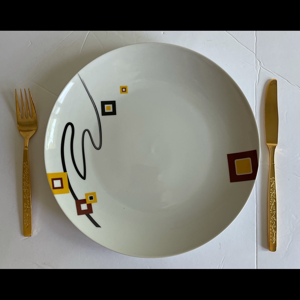 Dormel stainless flatware set
